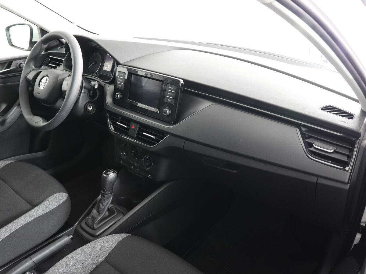 Skoda Rapid 2021 года с пробегом. Фото: #9