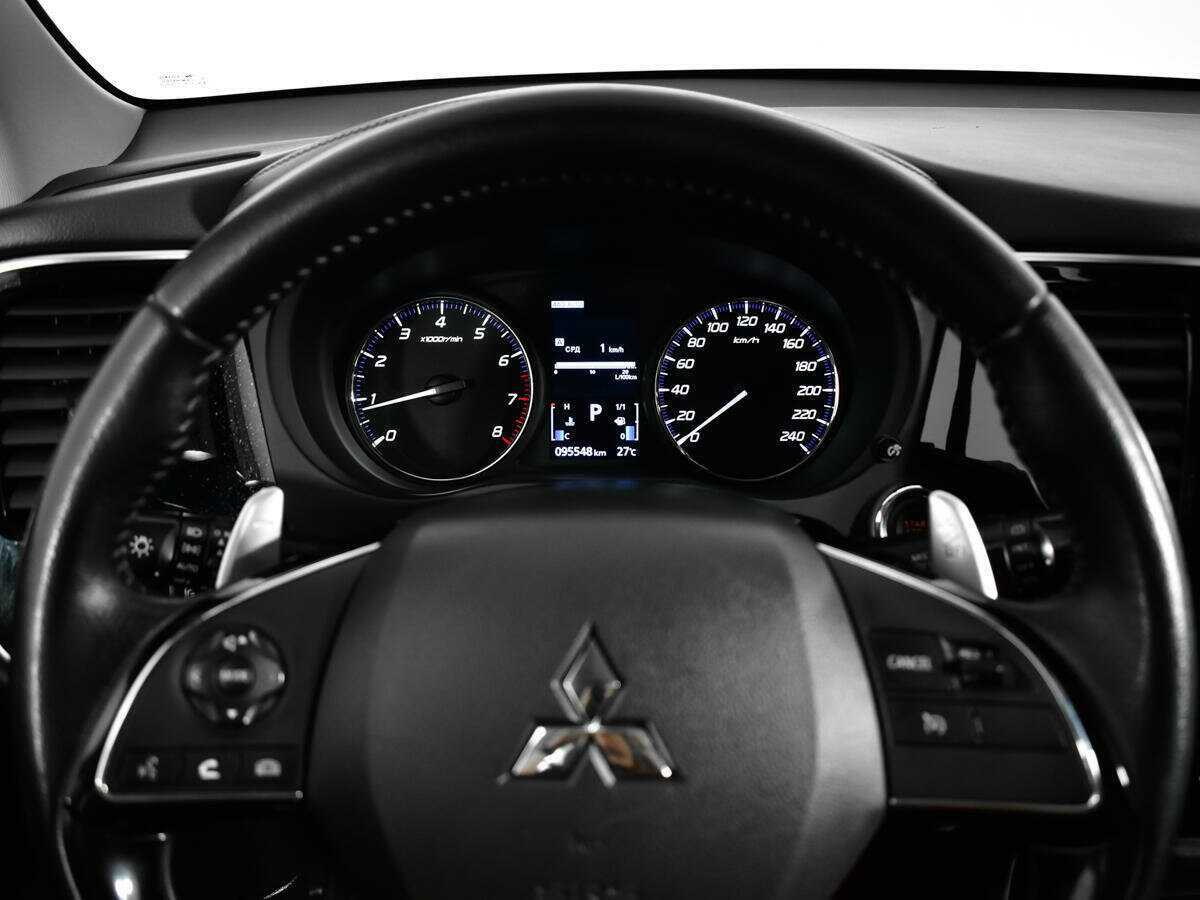 Mitsubishi Outlander 2020 года с пробегом. Фото: #10