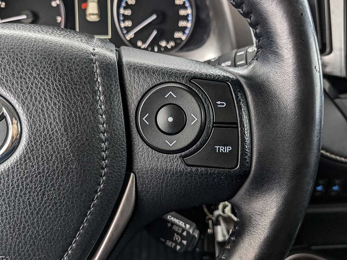 Toyota RAV4 2017 года с пробегом. Фото: #25