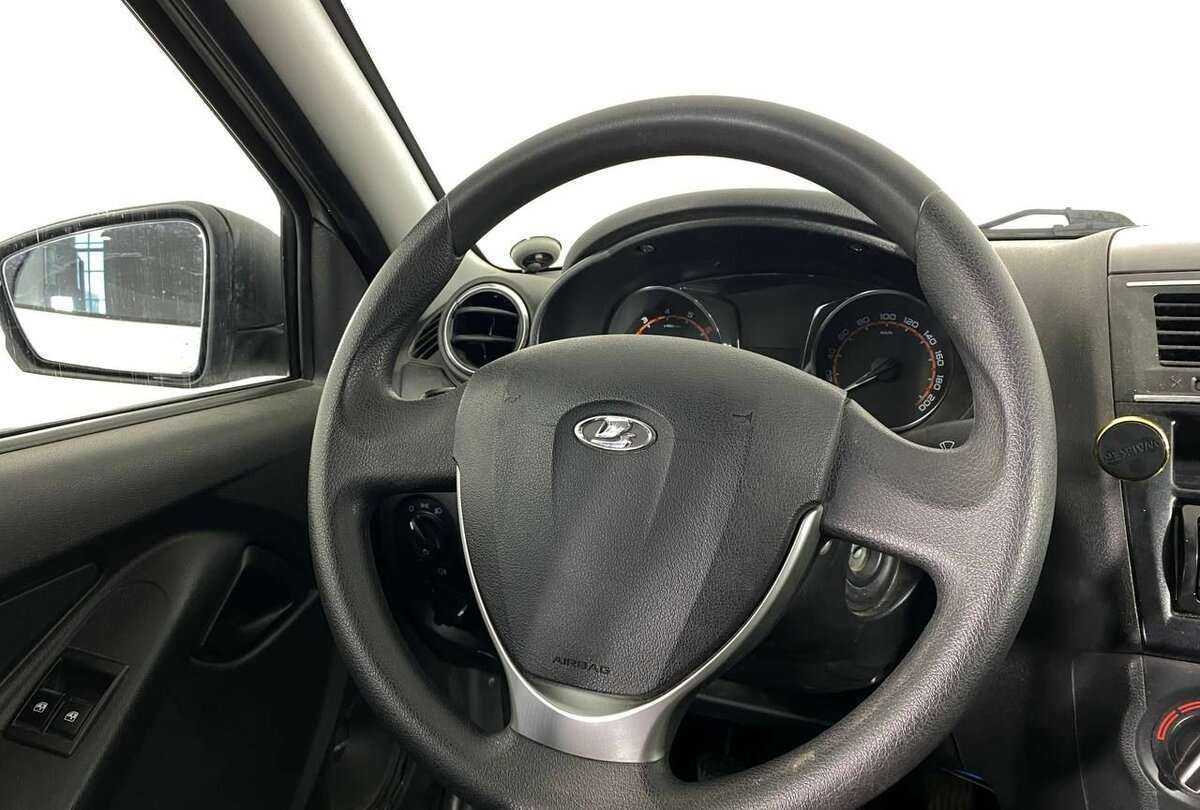 Lada (ВАЗ) Granta 2019 года с пробегом. Фото: #8