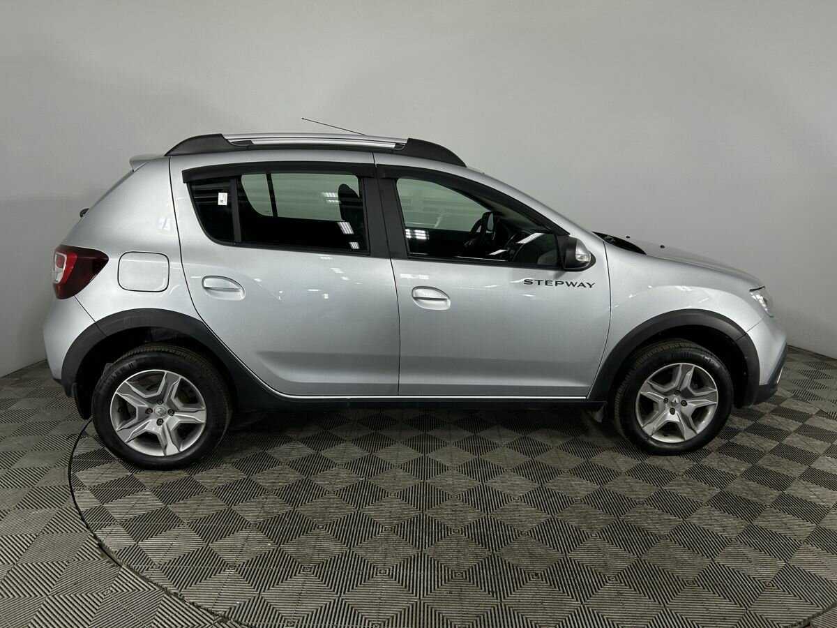 Renault Sandero 2021 года с пробегом. Фото: #3