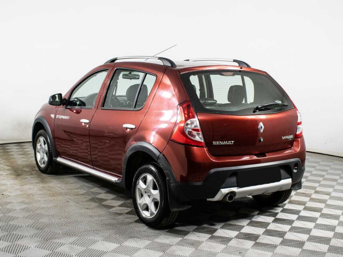 Renault Sandero 2012 года с пробегом. Фото: #6