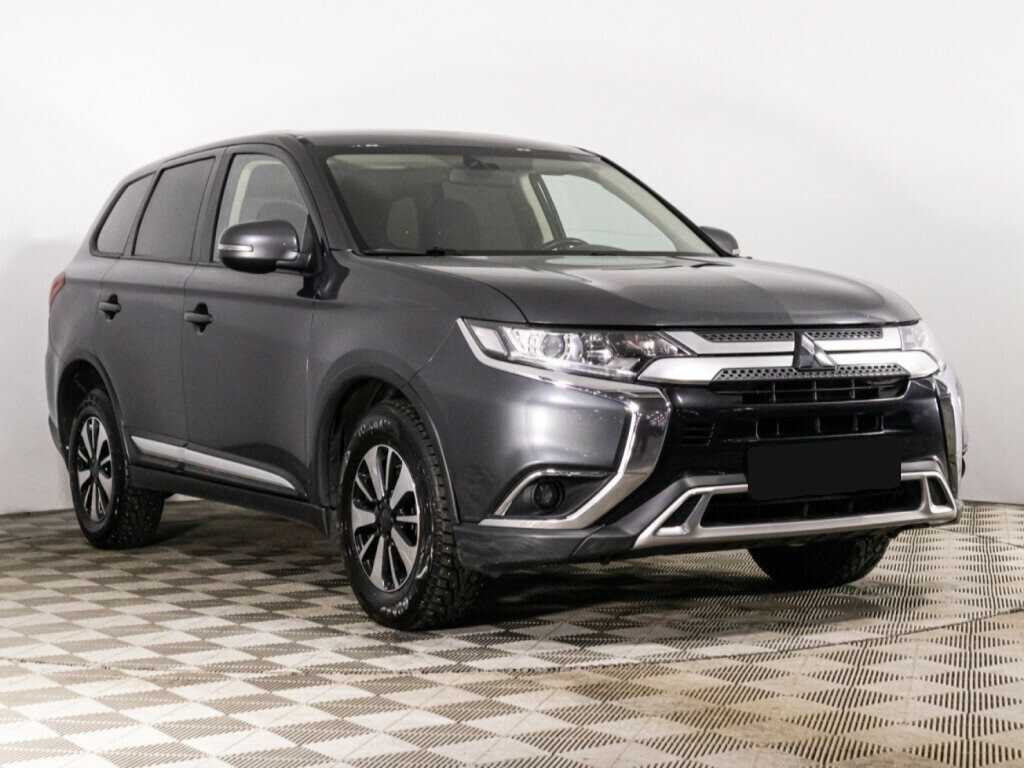 Mitsubishi Outlander 2019 года с пробегом. Фото: #2