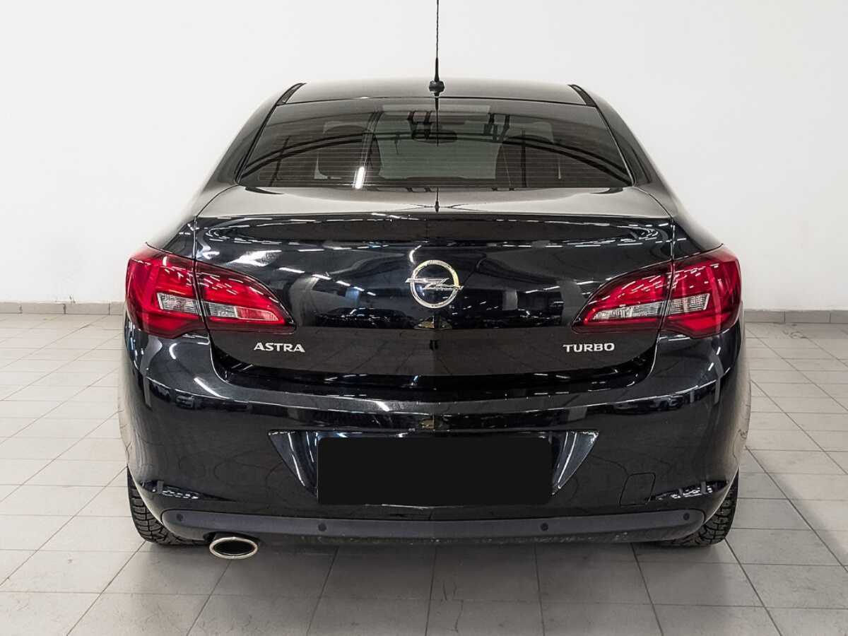 Opel Astra 2014 года с пробегом. Фото: #5