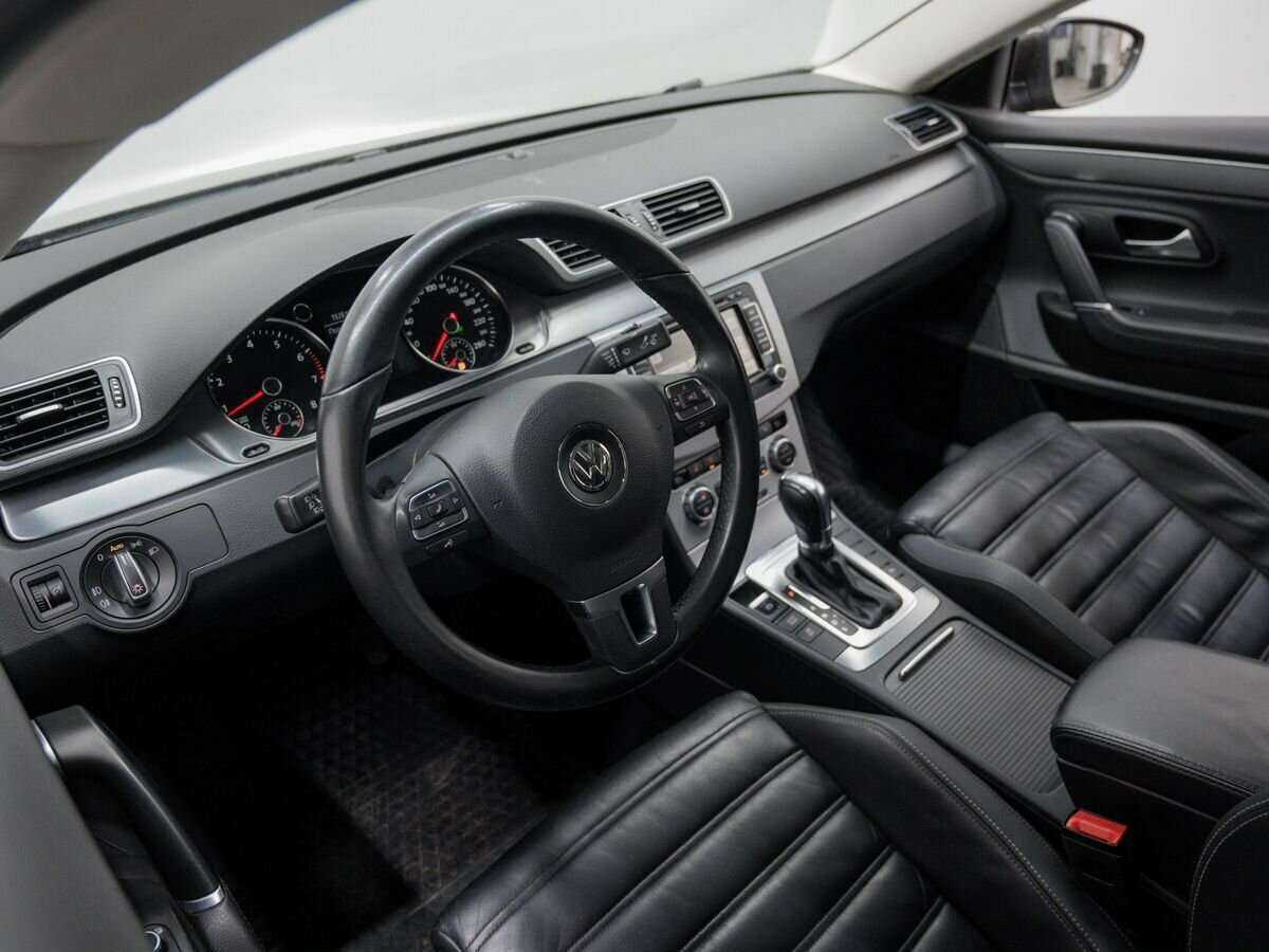 Volkswagen Passat CC 2012 года с пробегом. Фото: #12