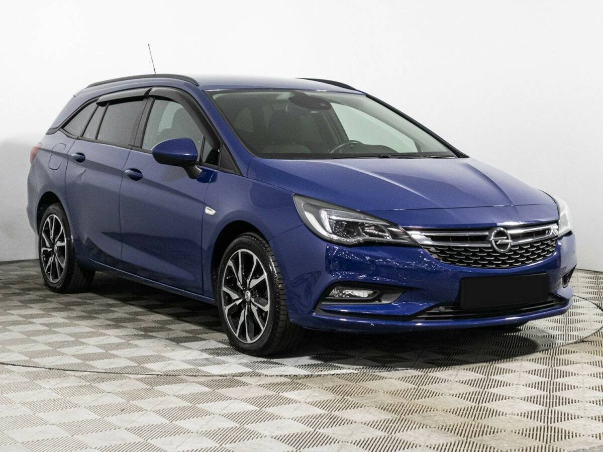 Opel Astra 2019 года с пробегом. Фото: #2