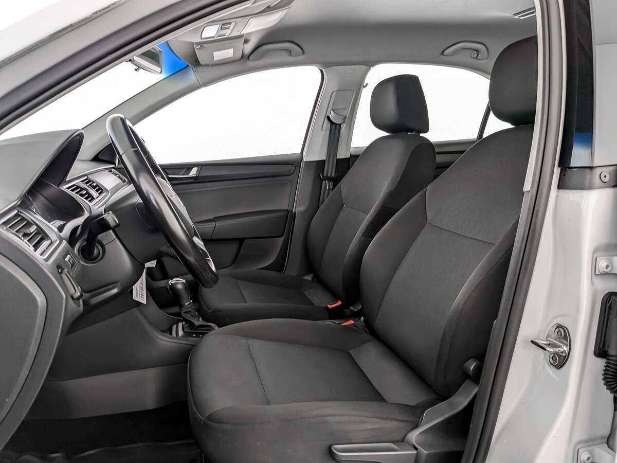 Skoda Rapid 2019 года с пробегом. Фото: #15