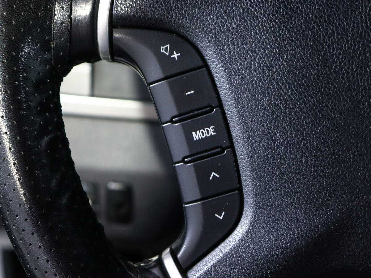 Mitsubishi Pajero 2012 года с пробегом. Фото: #13