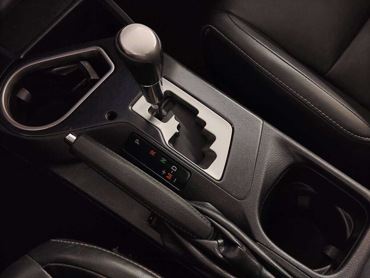 Toyota RAV4 2015 года с пробегом. Фото: #15