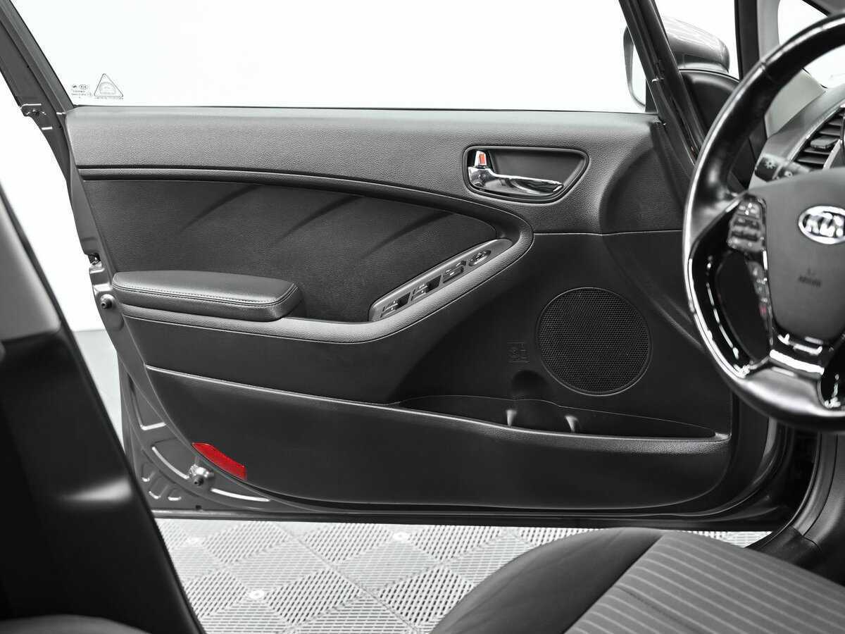 Kia Cerato 2018 года с пробегом. Фото: #5