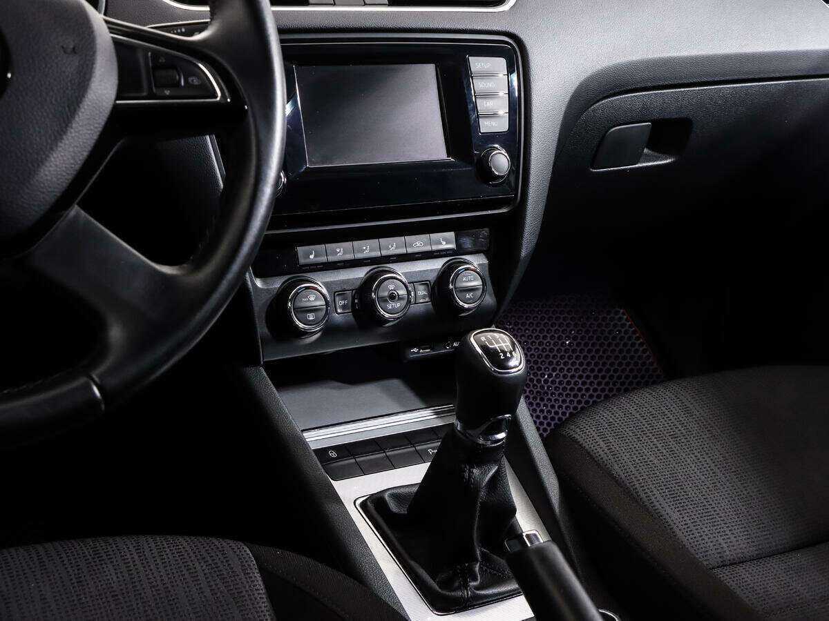 Skoda Octavia 2015 года с пробегом. Фото: #9