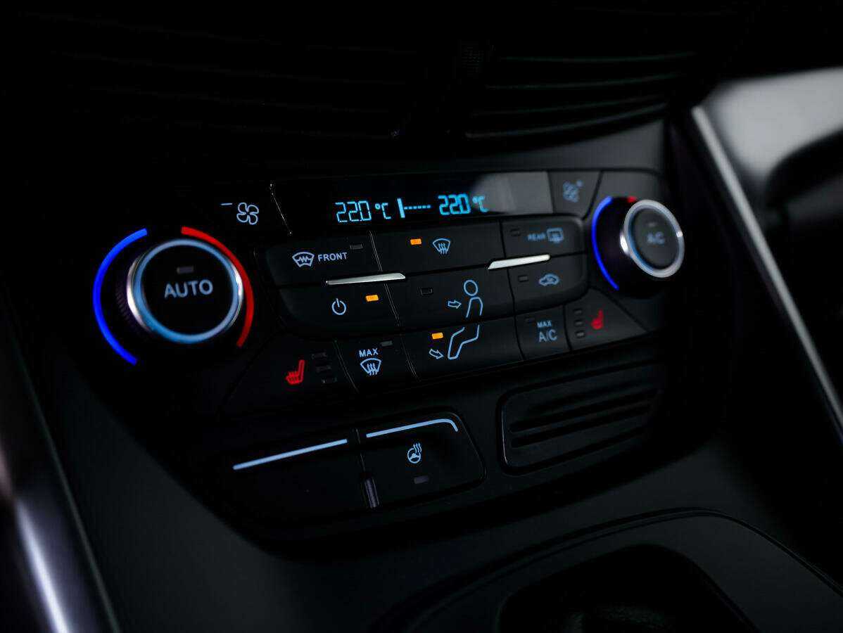 Ford Kuga 2018 года с пробегом. Фото: #12