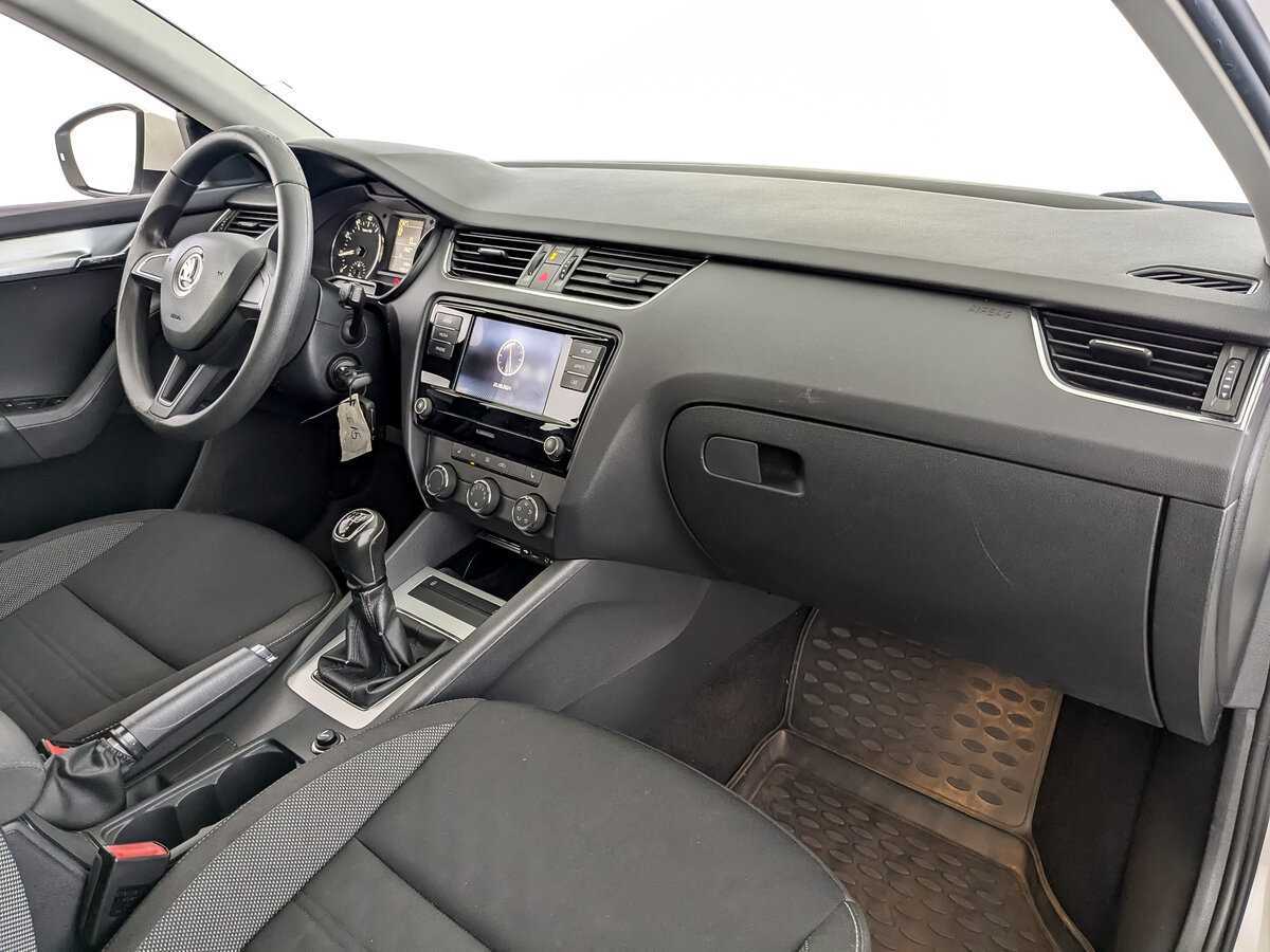 Skoda Octavia 2017 года с пробегом. Фото: #8