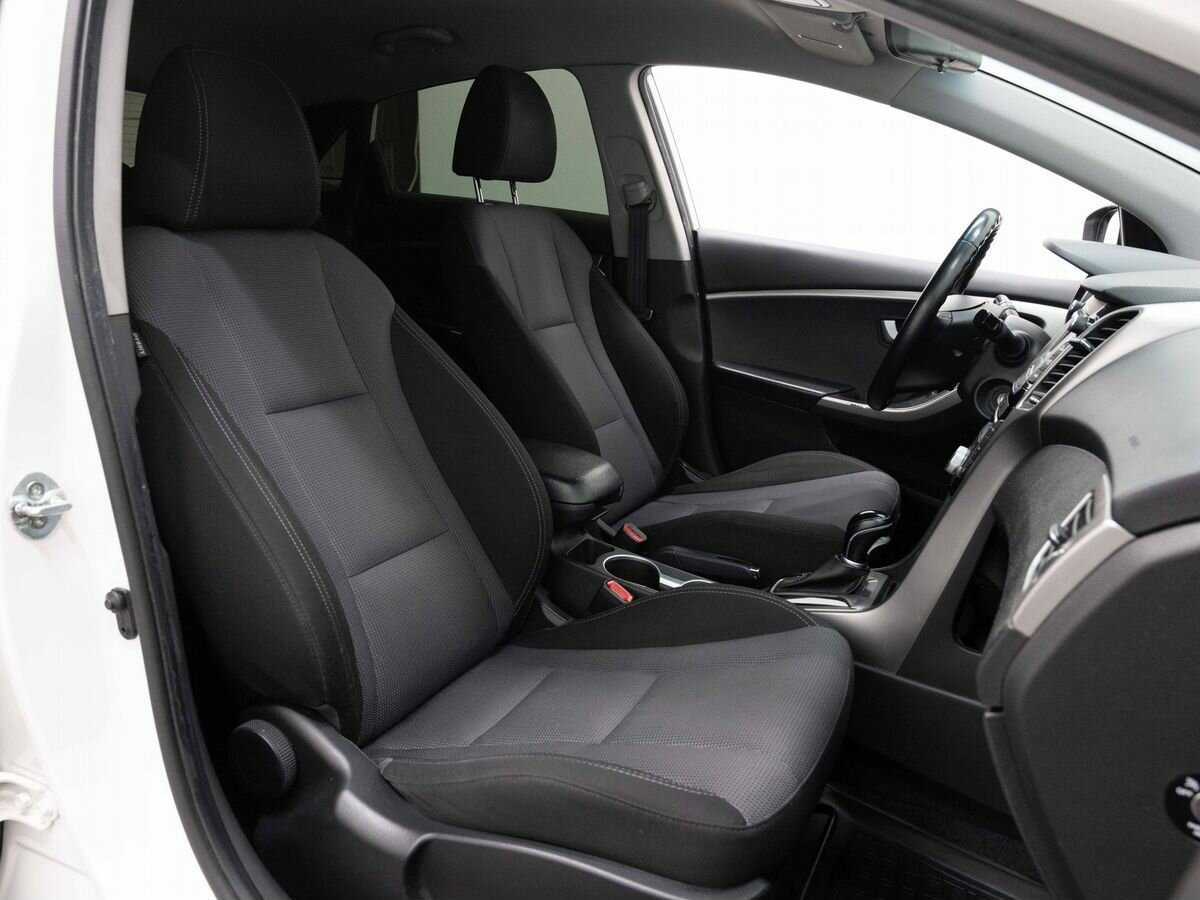 Hyundai i30 2013 года с пробегом. Фото: #11