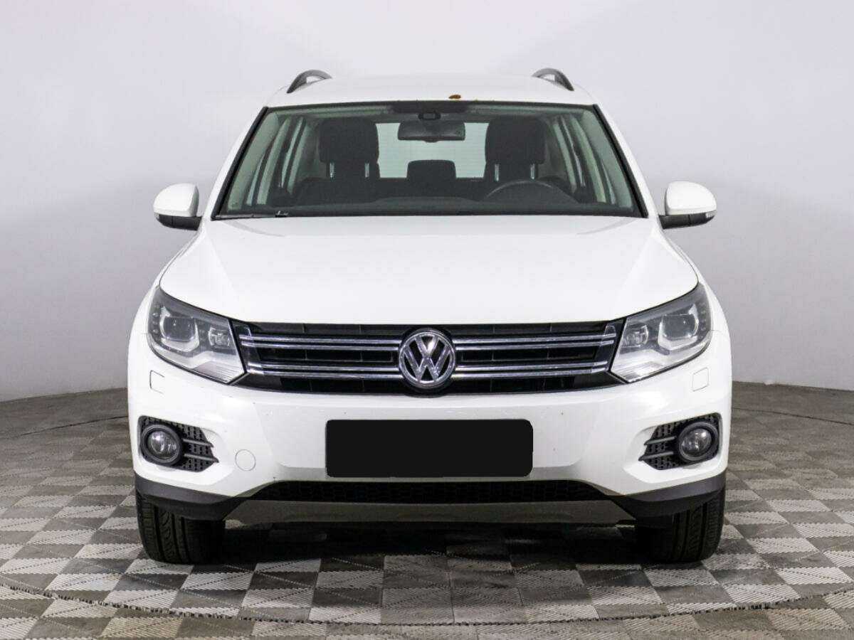 Volkswagen Tiguan 2015 года с пробегом. Фото: #1
