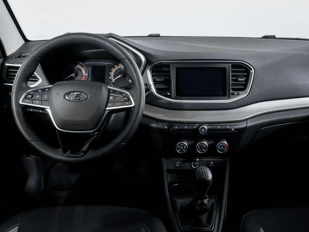 Lada (ВАЗ) Vesta 2023 года с пробегом. Фото: #9