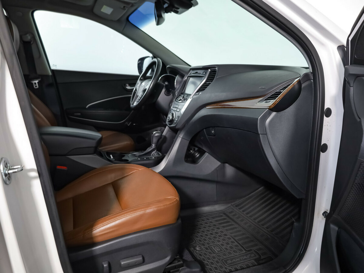 Hyundai Santa Fe 2012 года с пробегом. Фото: #27