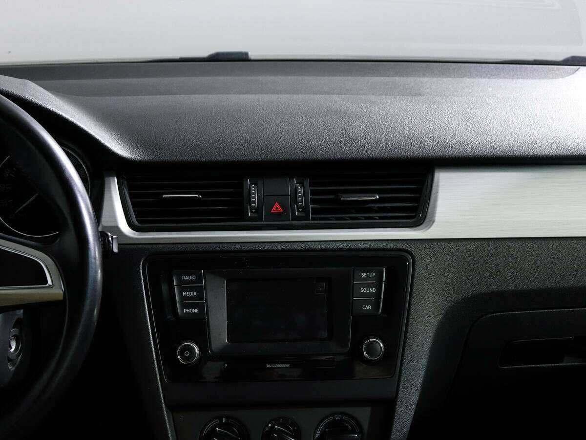 Skoda Rapid 2016 года с пробегом. Фото: #9