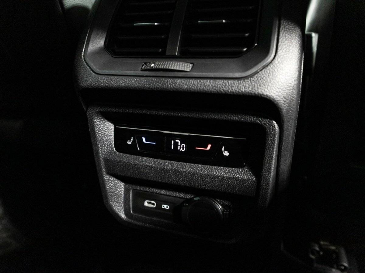 Volkswagen Tiguan 2021 года с пробегом. Фото: #24