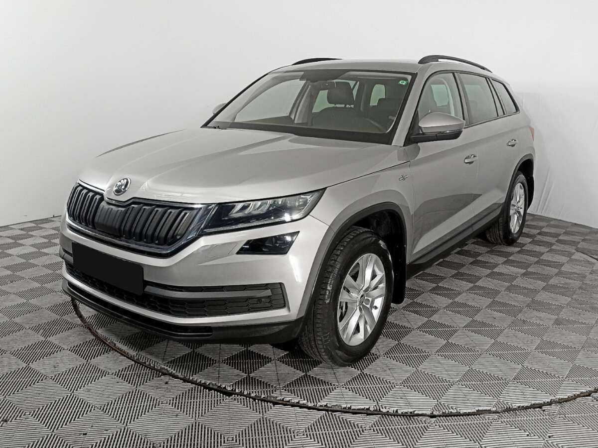 Skoda Kodiaq 2018 года с пробегом. Посмотреть фото