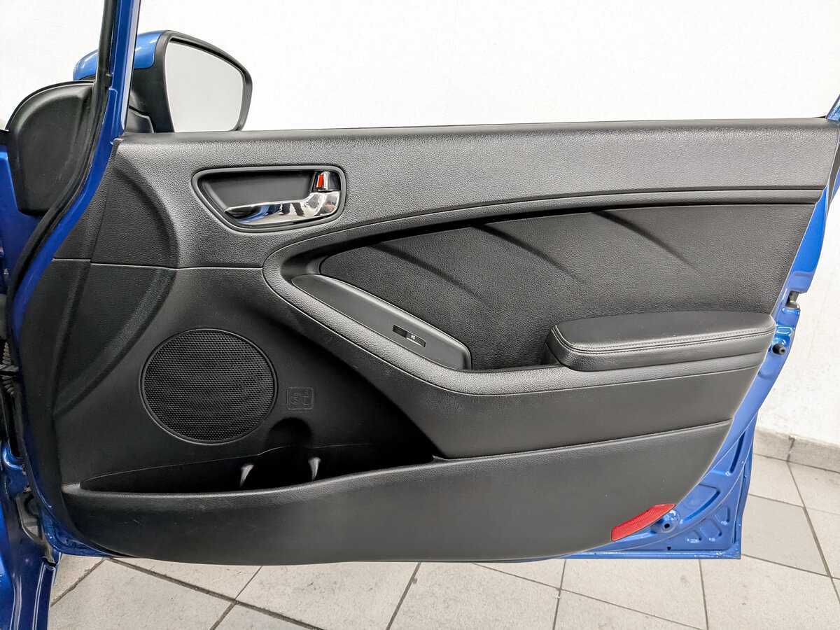 Kia Cerato 2013 года с пробегом. Фото: #23