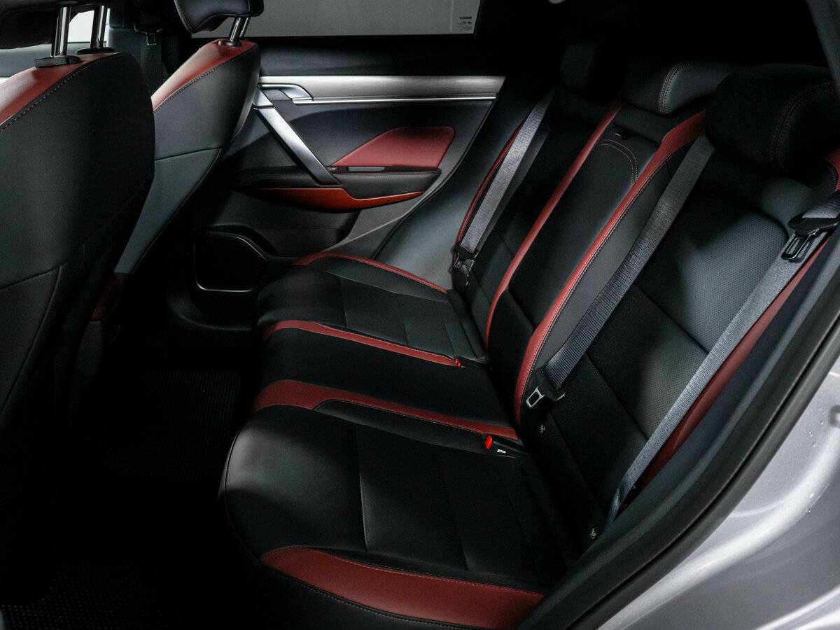 Geely Coolray 2023 года с пробегом. Фото: #9