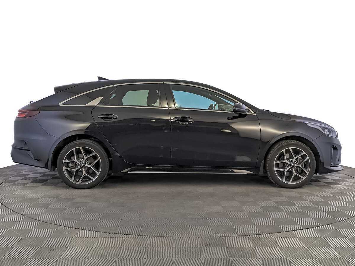 Kia Proceed 2021 года с пробегом. Фото: #3