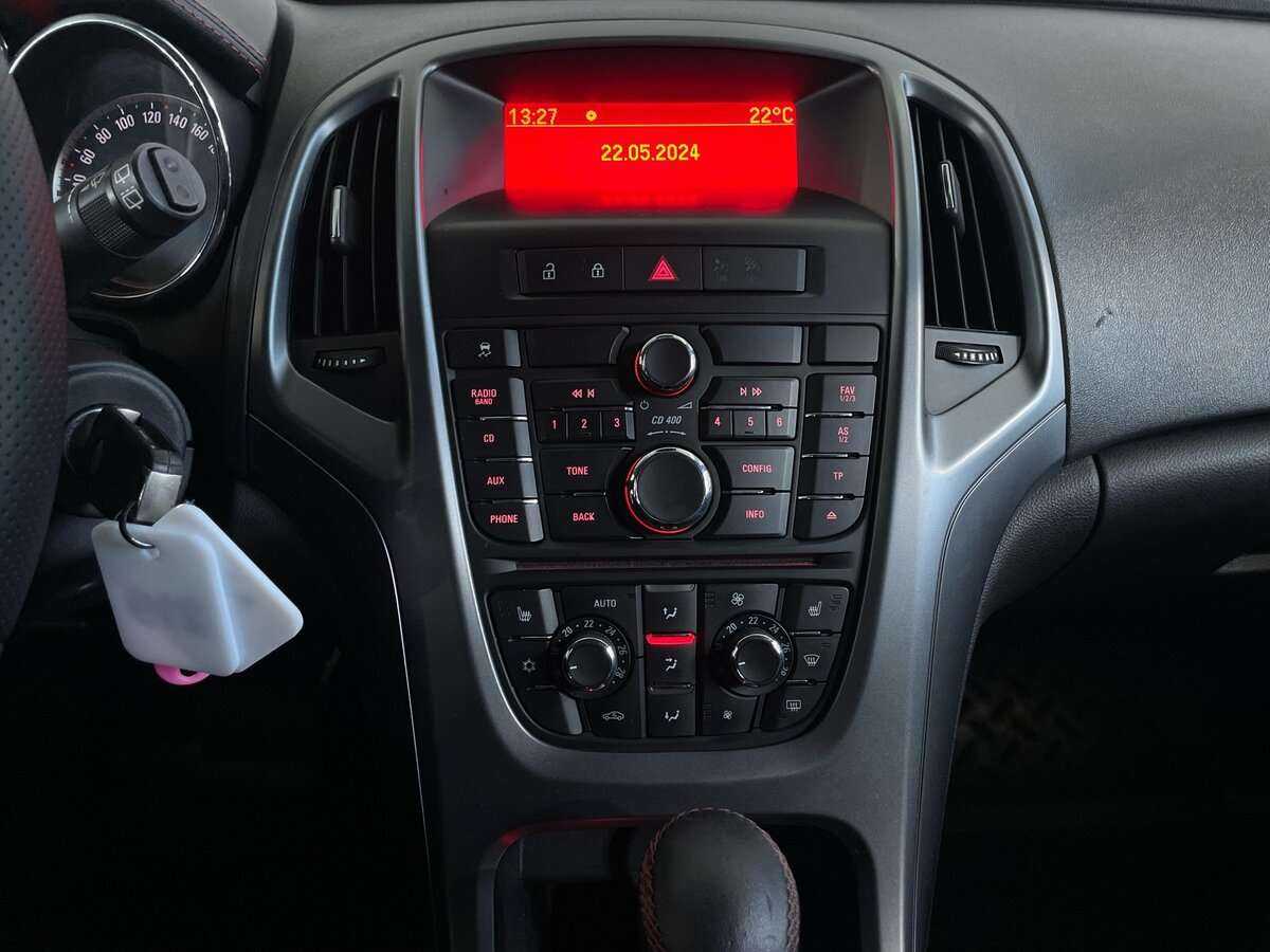 Opel Astra 2012 года с пробегом. Фото: #13