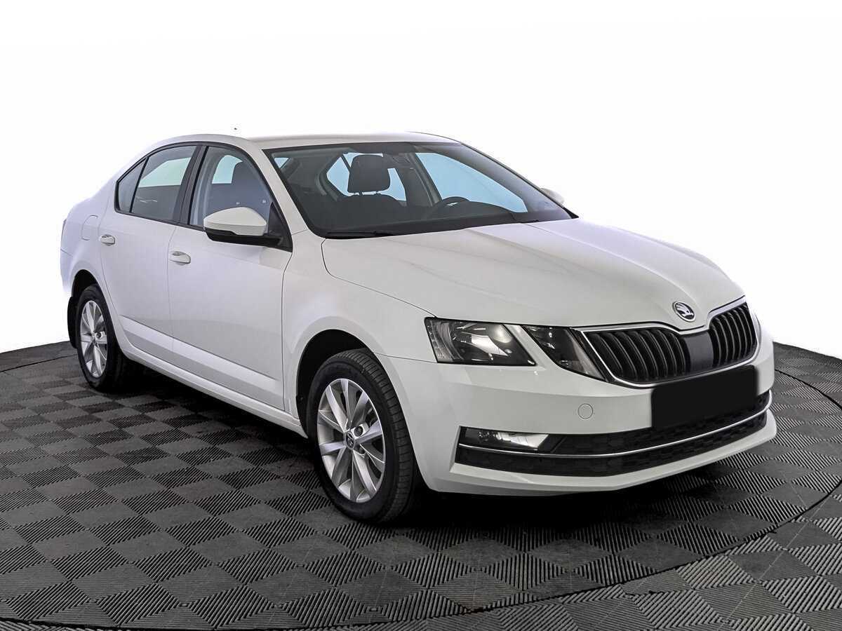 Skoda Octavia 2019 года с пробегом. Фото: #2