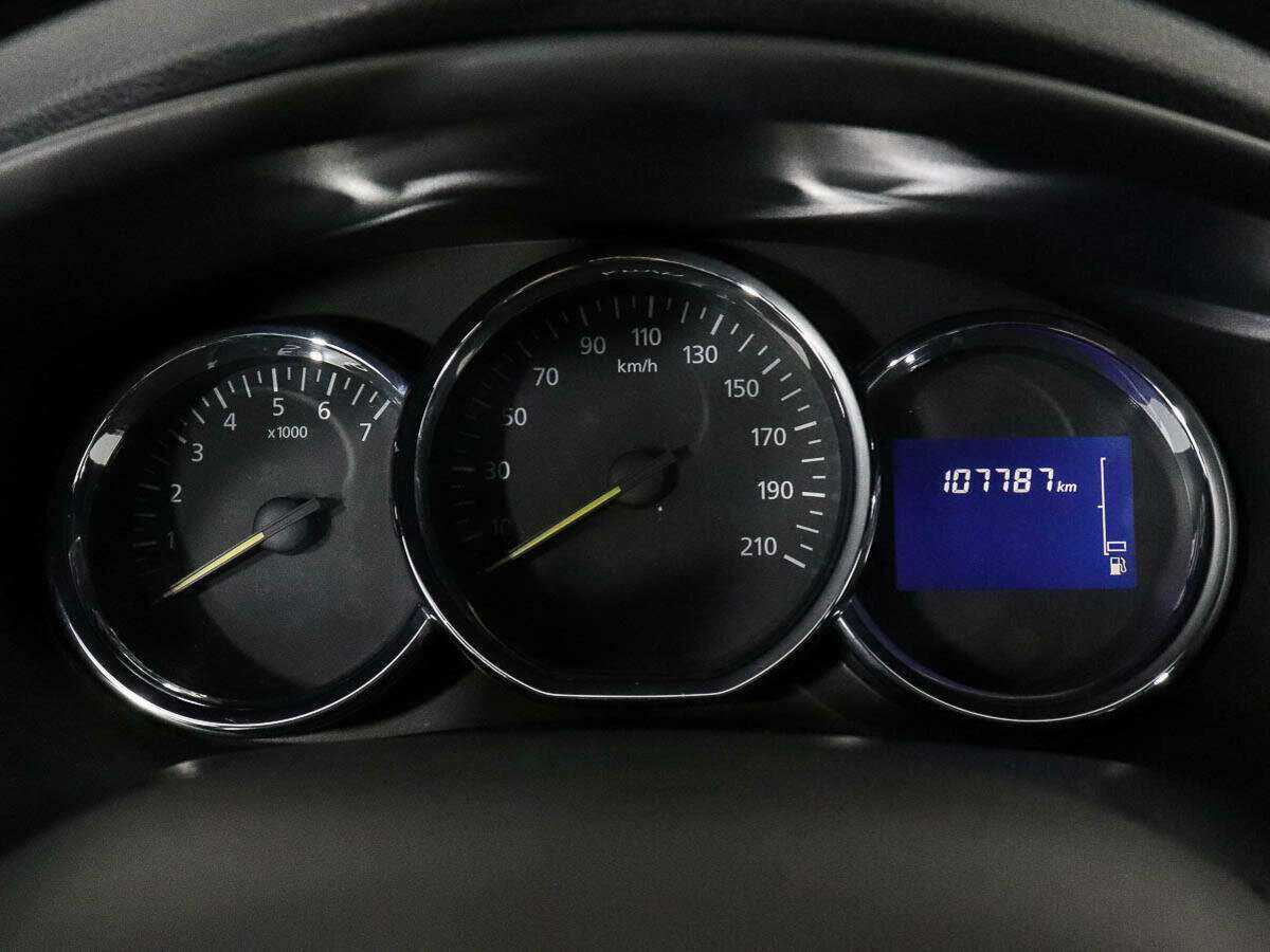 Renault Logan 2018 года с пробегом. Фото: #8