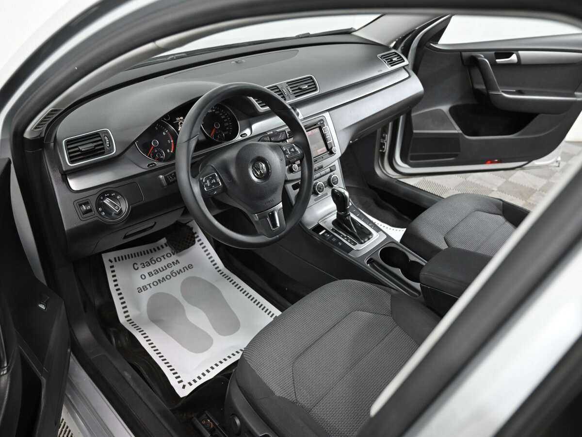 Volkswagen Passat 2014 года с пробегом. Фото: #3