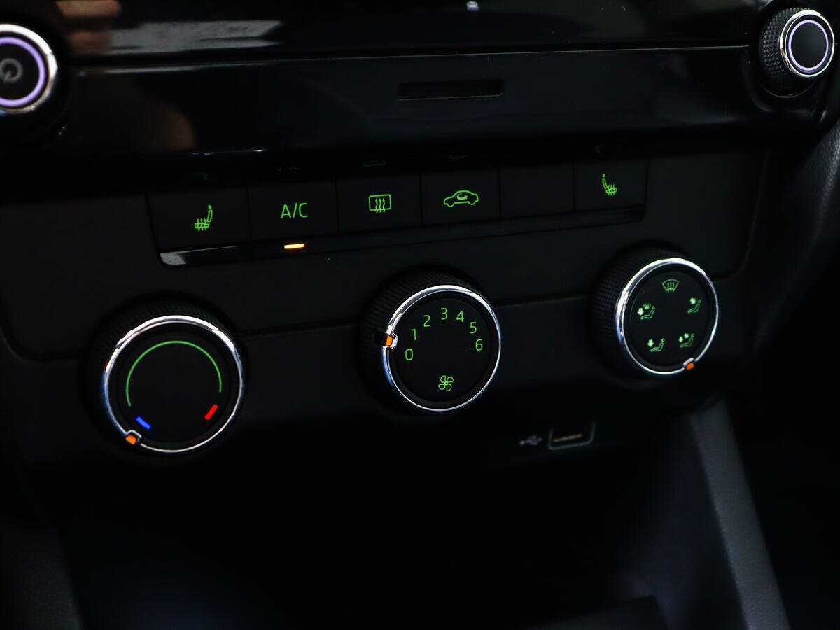 Skoda Octavia 2019 года с пробегом. Фото: #11