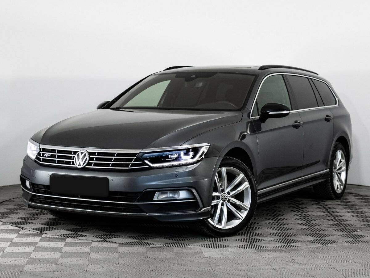Volkswagen Passat 2016 года с пробегом. Посмотреть фото