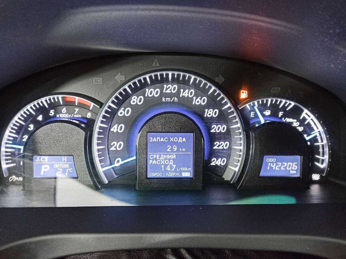 Toyota Camry 2012 года с пробегом. Фото: #10