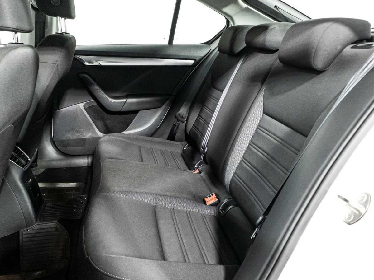 Skoda Octavia 2020 года с пробегом. Фото: #9