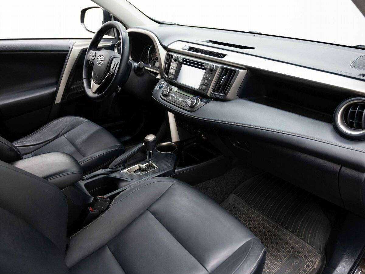 Toyota RAV4 2014 года с пробегом. Фото: #10