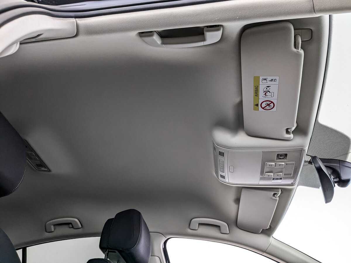 Volkswagen Passat 2018 года с пробегом. Фото: #17