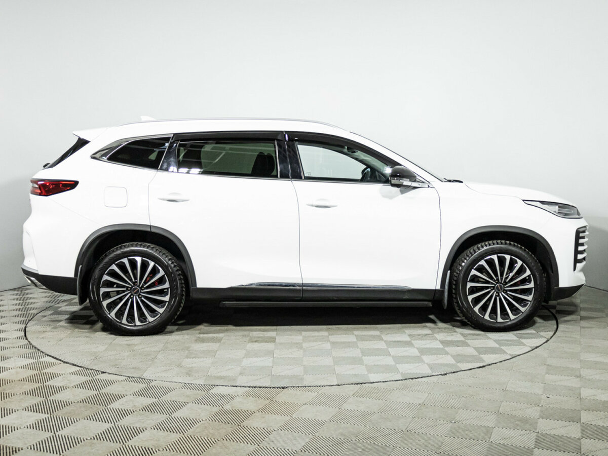 EXEED TXL 2024 года с пробегом. Фото: #3