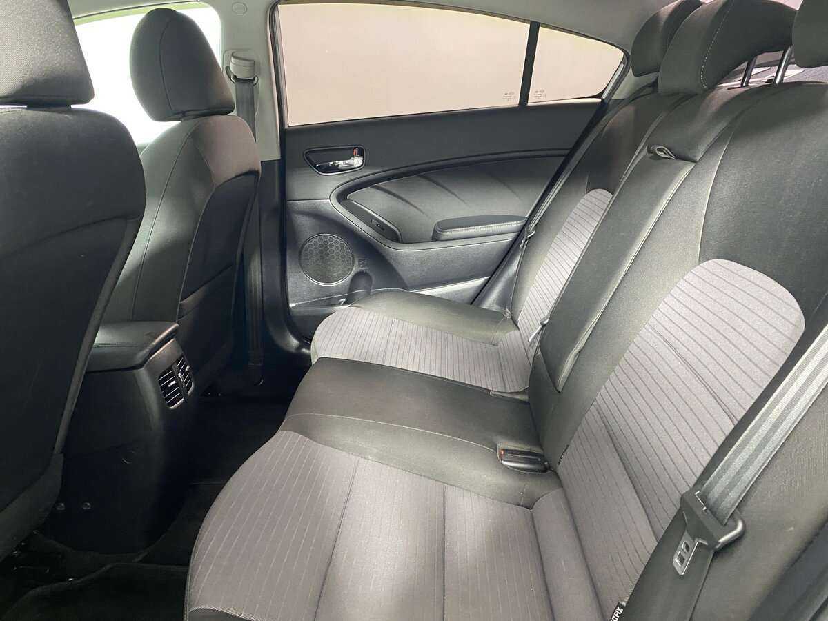 Kia Cerato 2019 года с пробегом. Фото: #11