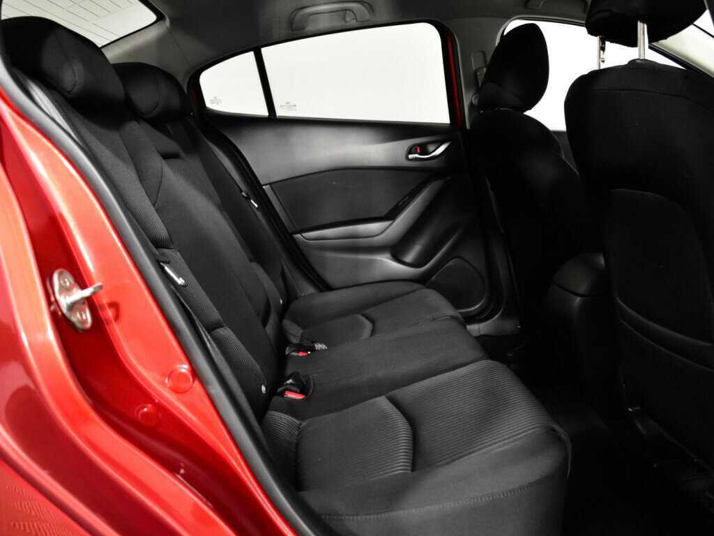 Mazda 3 2014 года с пробегом. Фото: #9