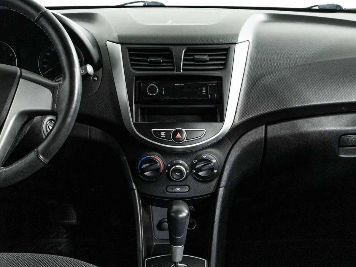 Hyundai Solaris 2014 года с пробегом. Фото: #13