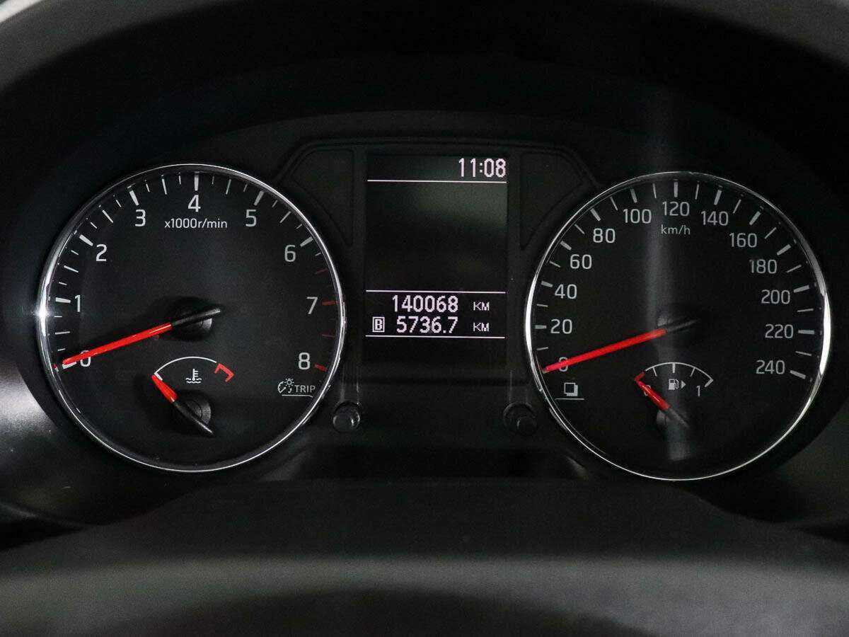 Nissan X-Trail 2013 года с пробегом. Фото: #9