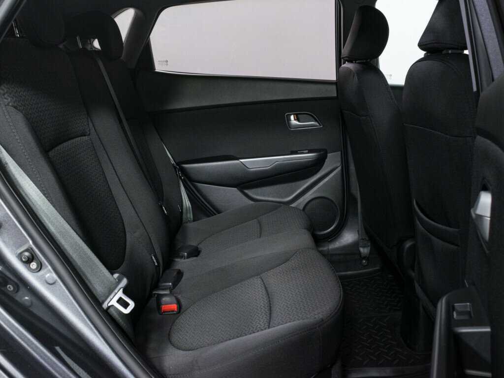 Kia Rio 2012 года с пробегом. Фото: #9