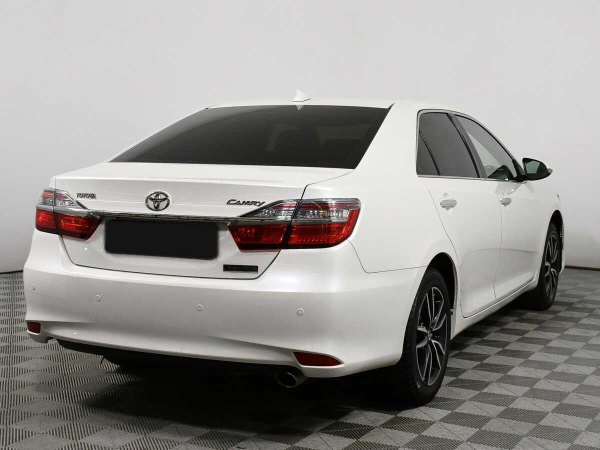 Toyota Camry 2017 года с пробегом. Фото: #3
