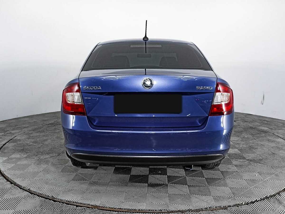 Skoda Rapid 2018 года с пробегом. Фото: #5