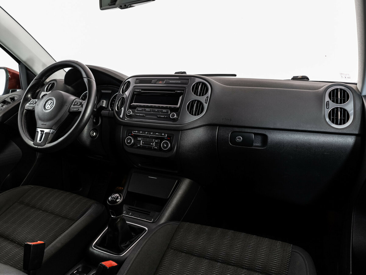 Volkswagen Tiguan 2012 года с пробегом. Фото: #6