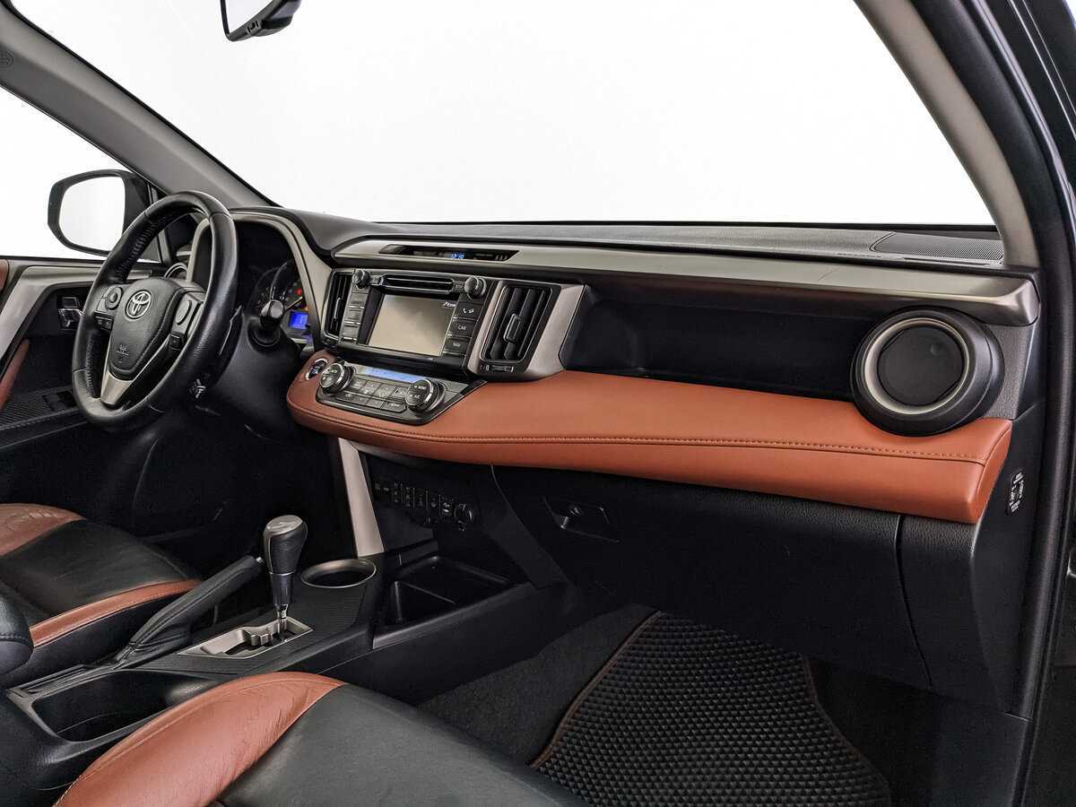 Toyota RAV4 2013 года с пробегом. Фото: #8