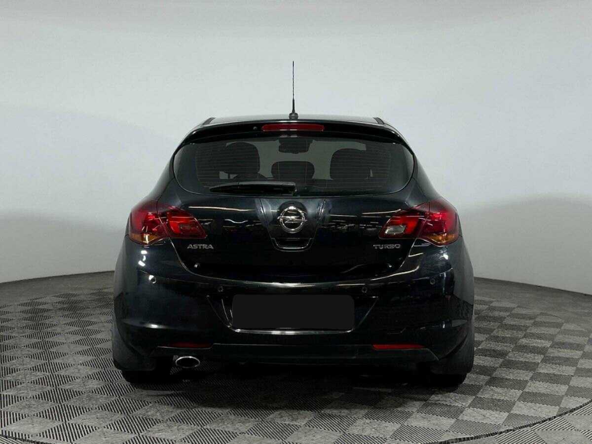 Opel Astra 2012 года с пробегом. Фото: #5