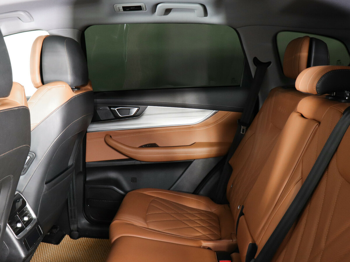 Chery Tiggo 8 Pro Max 2022 года с пробегом. Фото: #11