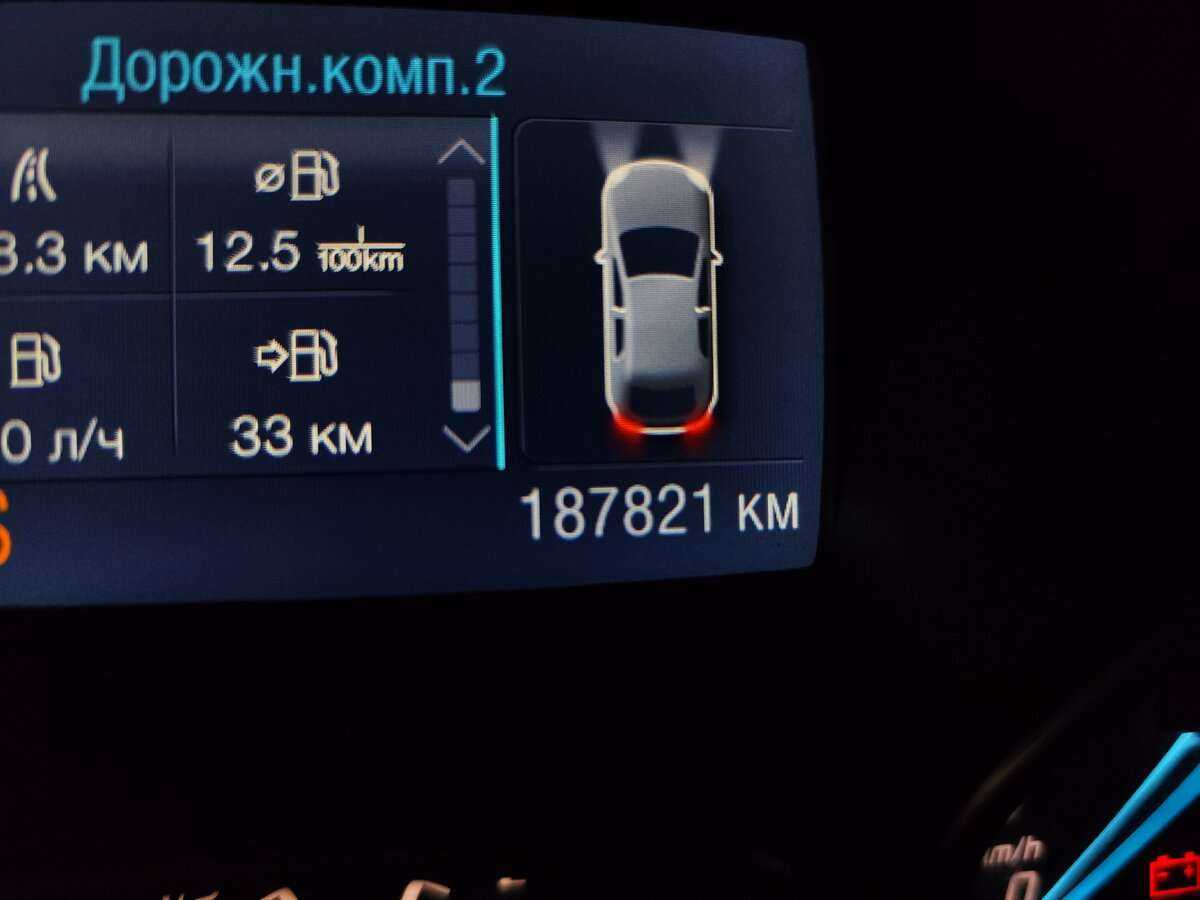 Ford Kuga 2015 года с пробегом. Фото: #5